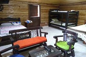 Lejanias Cabin | Armoniza tu espíritu en el Botalón del Abuelo
