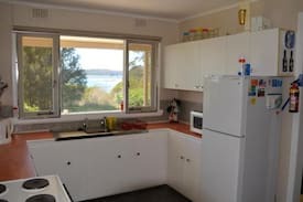 Mossy Point House | Flame Tree Cottage - By the Sea