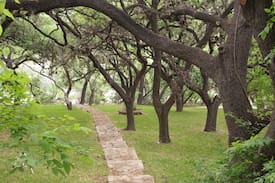 Sabinal Cabin | Buchanan Cabin 31 Frio River Access