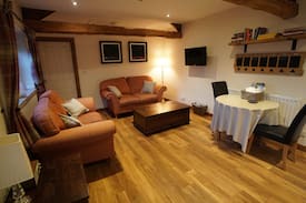 Kirkby Malzeard Cabin | Cowscot Cottage - Home from Home