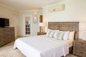 Dover Apartment | 501 Sapphire Beach -Ocean View Luxury