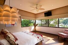 Junquillal Villa | CASA WOODBOX LUXURY VILLA-few steps from the Beach