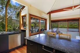 Gunderman House | Hawkesbury Hideout