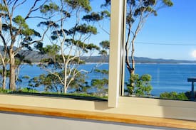 Binalong Bay Cabin | Binalong Bay's 'Daisy Cottage'