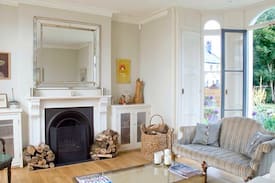 Rye Harbour House | The Officers House in Rye Harbour by the Sea.