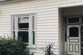 Maryborough House | Accommodation @ 44 - 2 Front Room