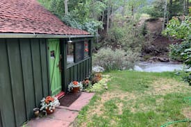 Historic District House | The Cricket- An amazing Tiny House!