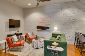 Cannonborough Elliotborough Apartment | 563 King Luxury Compound D-F