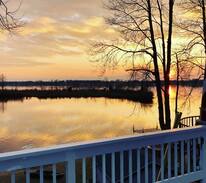 Quincy House | Stunnnig Lake House on Marble lake