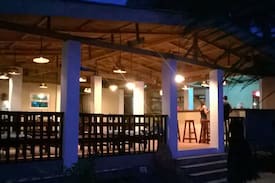 Kokrobite Bed & Breakfast | Dizzy Lizzie's Beach Resort