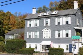 Riverton Bed & Breakfast | Old Riverton Inn Bed and Breakfast