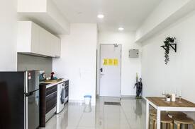 Sungai Buloh Apartment | MRT Kampung Selamat Premium Studio