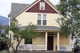 Hamilton House | Historic Danial Goff House/Downtown Hamilton