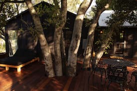 Topanga House | Bungalow Cabin + Cedar Hot Tub on biodynamic farm