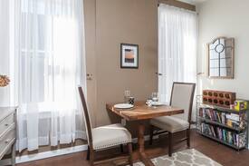 Clayton-Tamm Apartment | 1 Bedroom Dogtown Apartment Close to Zoo/WashU