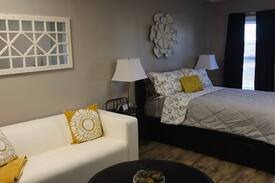 Jackson Apartment | The Johnny Cash Apartment in Casey Jones Village