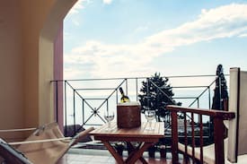 Selvacava Apartment | Seaview apartment in the Old Town