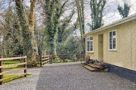 Killygordon Cabin | River Finn Cottage, A warm welcome.