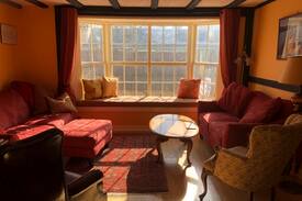 Forest Dale Cabin | Banjo's Cottage, near hiking trails & Lake Dunmore