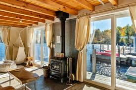 Newbury Cabin | Lake Sunapee Overwater Cottage