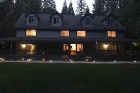 Shingletown Bed & Breakfast | Tall Timbers Bed and Breakfast- Sugar Pine Room