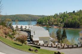 La Follette Villa | Anchor Down Villa