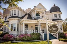 Broussard House | The Victorian Plantation