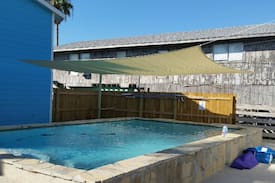 Port Aransas Apartment | ★Romantic Crank It Down Cottage 1 w/ Pool★