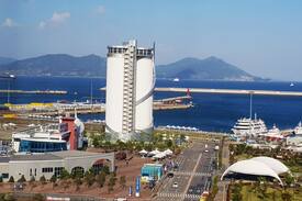 Yeosu Apartment | 오션뷰 여수엑스포역.아쿠아플라넷.오동도.해상케이블카.레일바이크.남해바다가 바로앞에 ~