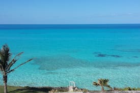 Sandys Apartment | Wrexford Cottage - Oceanside Apartment for 2