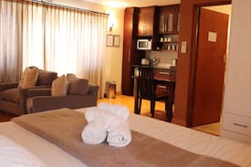 Pinelands Apartment | The Kalahari Self Catering Garden Suite