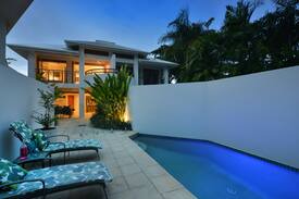 Port Douglas House | No.5 Templemoon - perfect couples Retreat