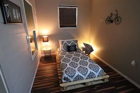 Sweetwater House | Cozy Cabin Off The Grid!