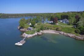 Sullivan Cabin | Edgewater Cabins in Sullivan Harbor