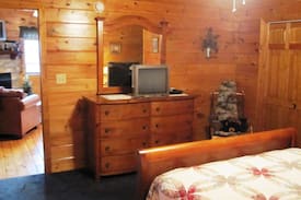 Pigeon Forge Cabin | Sunshine State Of Mind Cabin