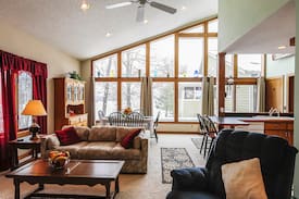 Hayward Apartment | Sunset Lake View Apt Callahan Lake