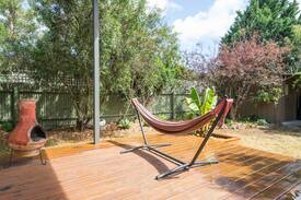 Tootgarook House | Toot beach retreat. Walk to beach, wifi, pets.