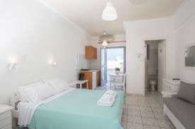 Kamari Apartment | Double Bed Studio Kamari Beach