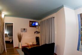 De Kelders Apartment | Roundhouse - Luxury Apartment 2