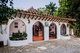 Turbaco Hotel | Hotel Selva Negra Un Oasis cerca a Cartagena