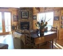 Mountain View Cabin | Twin Pines Lodge Mountain View Ar.