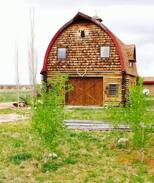 Driggs Apartment | Owl barn nine miles to Grand Targhee!