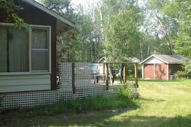 Whiteshell Cabin | Star Lake Cottage, South Whiteshell MB