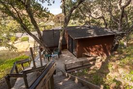 Avila Beach Cabin | "The Treehouse"/studio in oaks. Ocean 5+min. walk