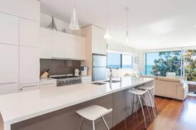 Lorne House | Equinox - Lorne Holiday Stays