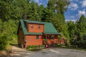 Bryson City Cabin | Pride Of Glory