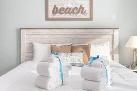 Long Beach House | Majestic Beach Resort 1-1912