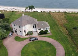 Orient House | Dream house vacation in Long Island Sound