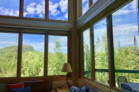 Lutsen Villa | Bluebird Day Chalet, Lutsen, Ski In/Ski Out
