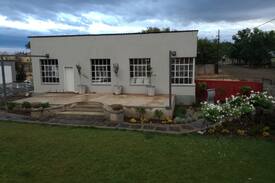 Trompsburg House | Snobs Coffee Roastery and Rooms